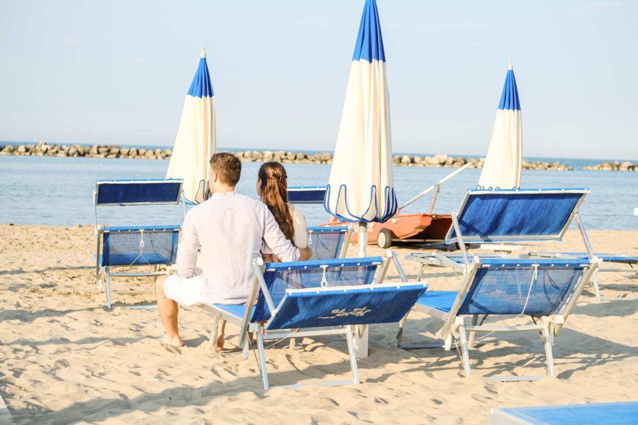 Hotel Thea Bellaria-Igea Marina Exterior photo